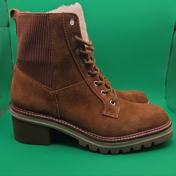 Bernardo Shoes - Anthropologie Bernardo Wmns Selena Shearling Lined Lace-Up Ankle Boots 9M Suede